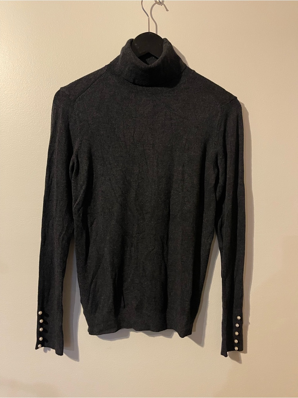 Zara Knit Charcoal Gray Pearl Button Cuff Turtleneck Sweater M